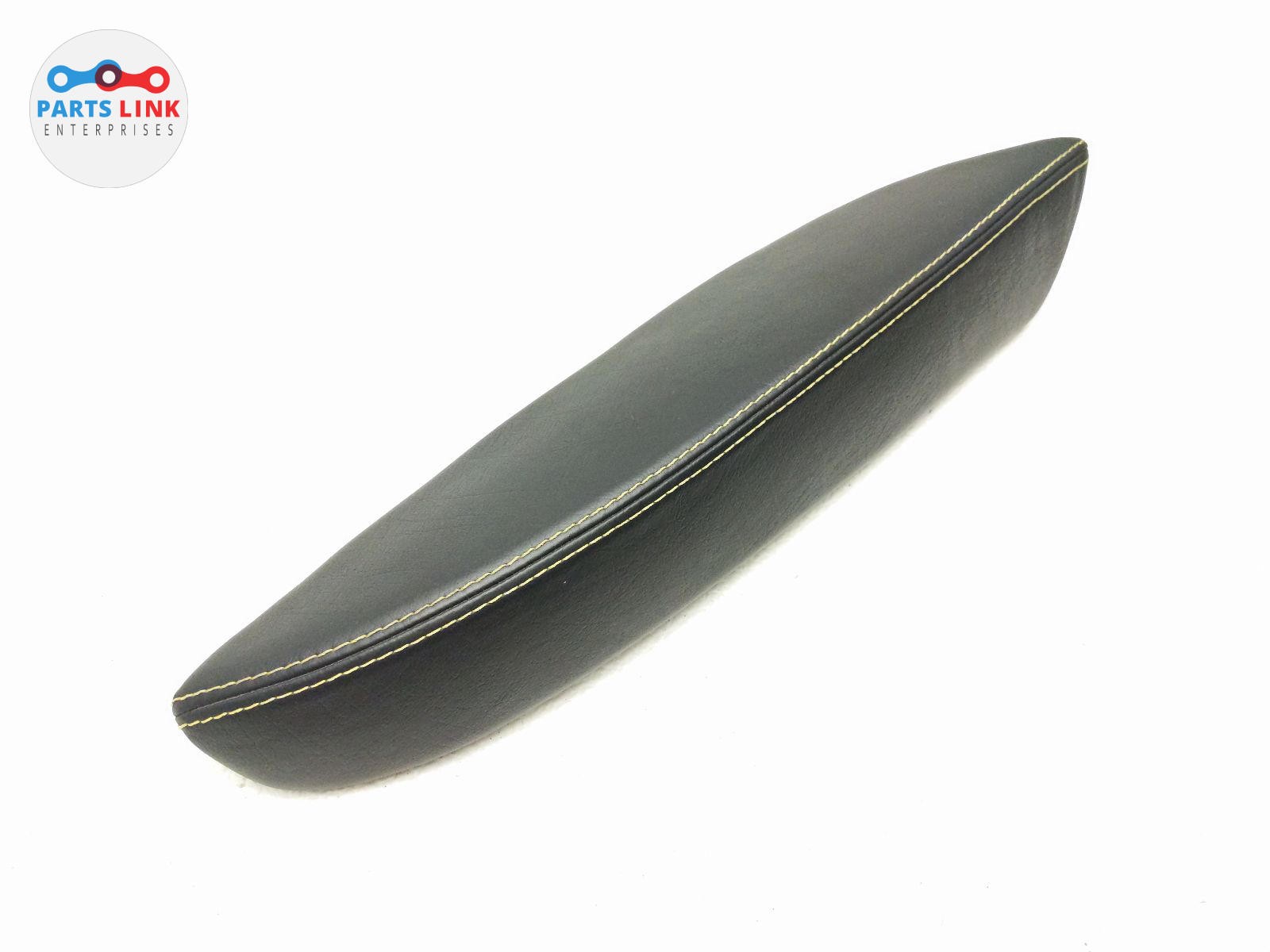 2007-19 MASERATI GRANTURISMO REAR RIGHT ARMREST QUARTER TRIM BOLSTER NERO M145