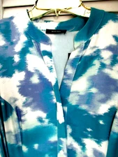 NATORI DRESS   SHORT SLEEVE V-NECK TURQUOISE WATERCOLORS CREPE SIZE 4 NEW