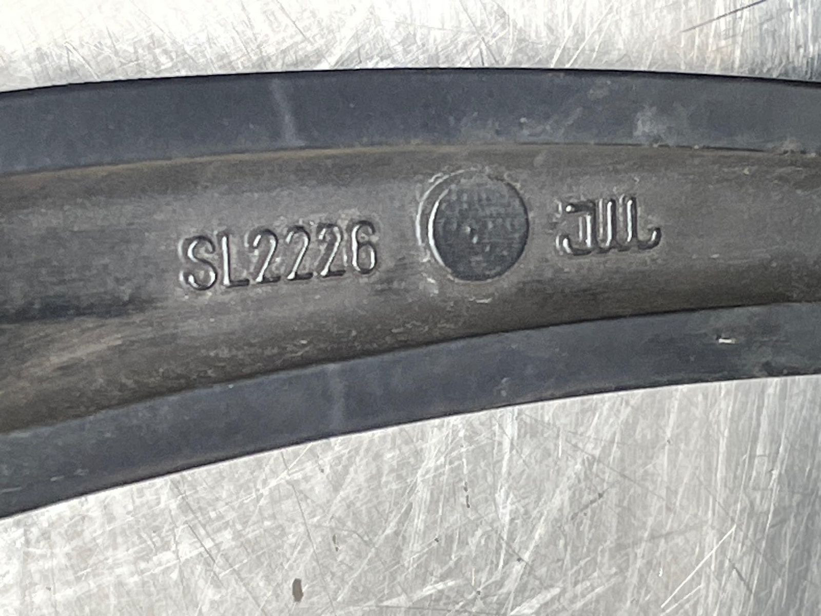 2010 Maserati Granturismo OEM Factory Wheel Rim 20x10.5 37.5et Gray 245755