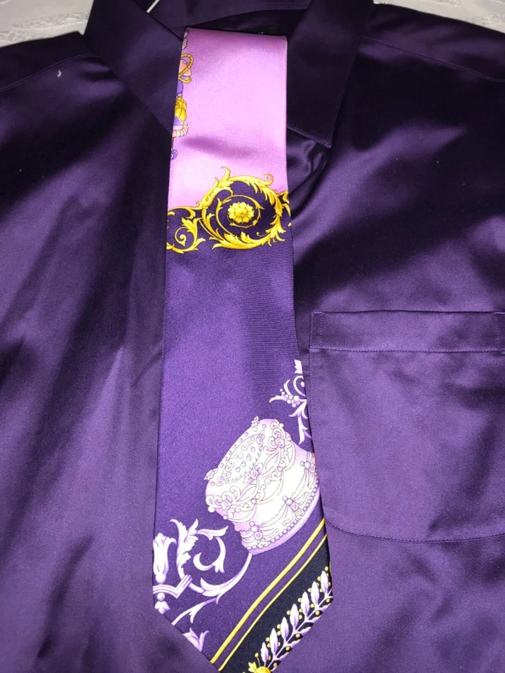 Corbata clásica atemporal elegante Versace vintage dorada/púrpura en excelente estado Foto 4 de 4