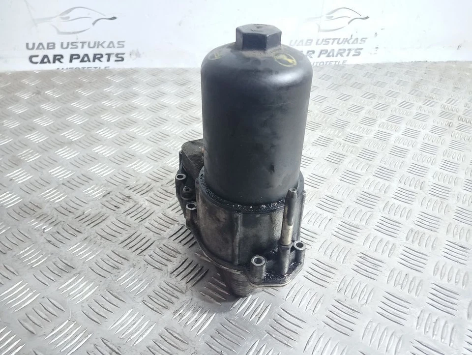 Land Rover Discovery 3 - LR3 2005 Halterung Ölfilter / Ölkühler UST83840 Foto 3 de 4