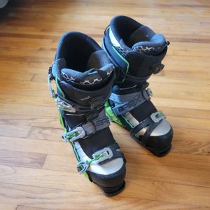 apres ski salomon Men's Boot country skier or simply looking to progress Ski Party Mens Apres Ski