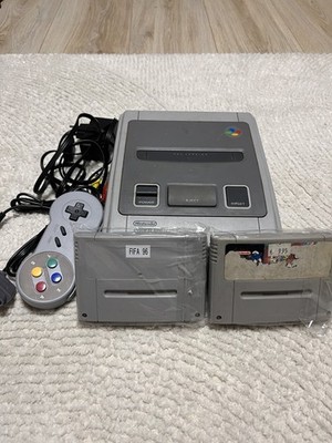Super Nintendo Snes Konsole Inkl Spiele Bundle Perfekt Weihnachten