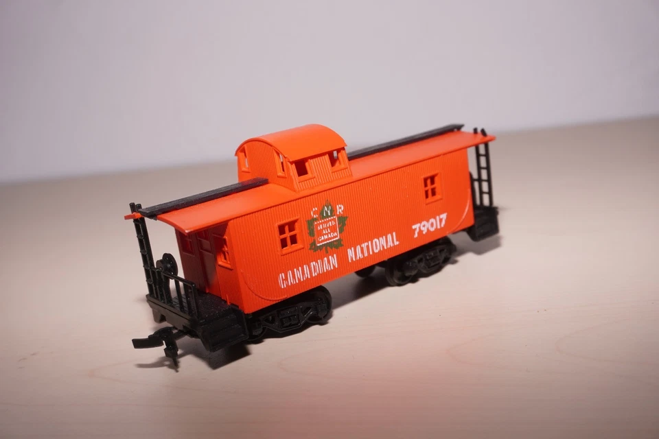 SK10/2] Model Power H0 U.S.Caboose Canadian National 79017 - Image 4 of 4