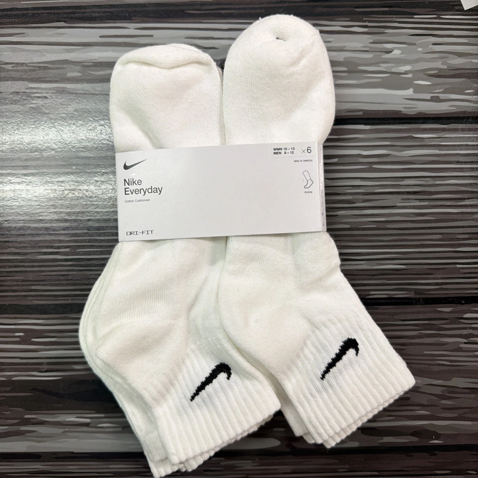Nike DRI-FIT COTTON ankle SOCKS 6 Pair Pack Mens XL Extra Large white
Opens in a new window or tab