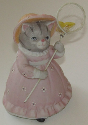 Schmid Kitty Cucumber Ceramic Figure Catching a Butterfly in a Fishing Net 1992