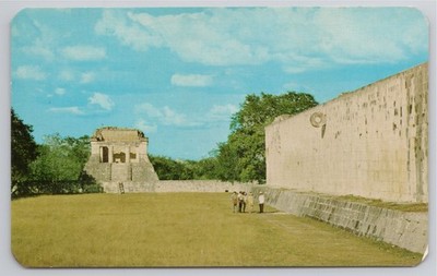 Postcard The Ballcourt Chichen Itza Yucatan Mexico   O-6