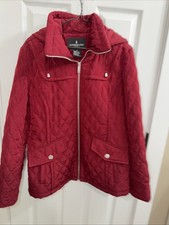 London Fog women's red quilted jacket with a zipper and snap front, Medium