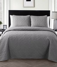 VCNY Home Caroline King Quilt Set Quilted Gray Polyester Machine Wash