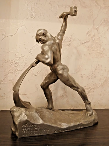 Vintage Soviet figurine. Let's reforge swords on a plow. 1950s USSR