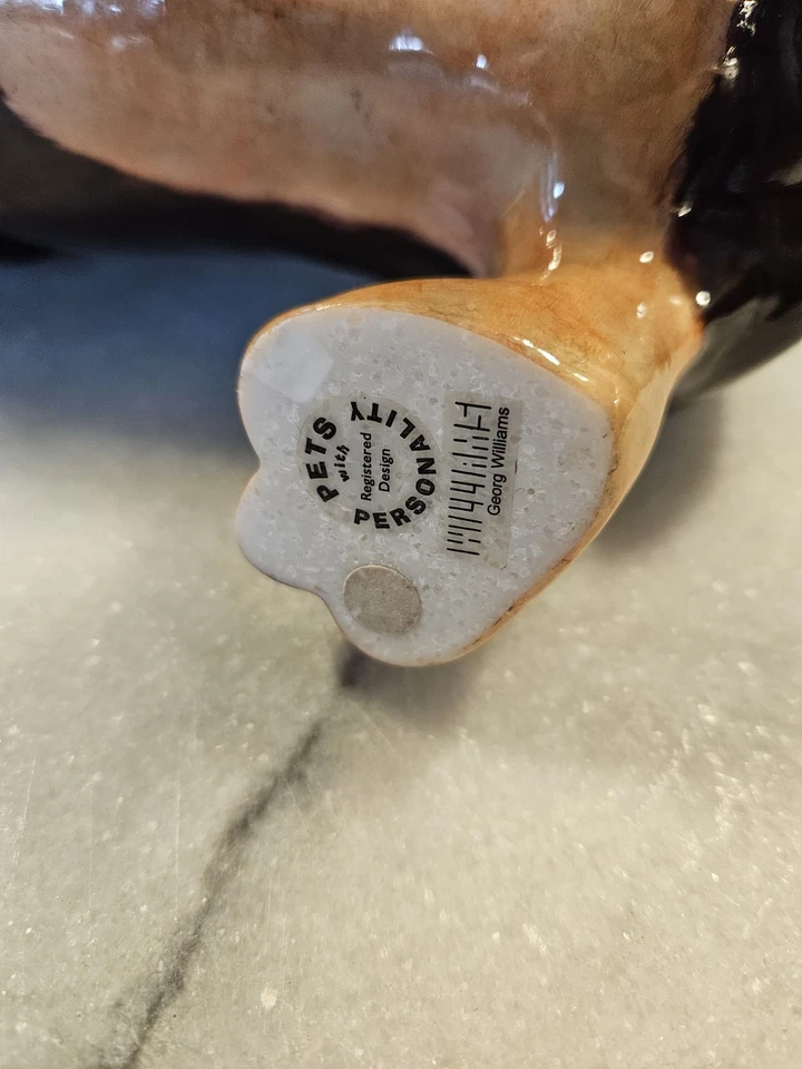 Large Pets With Personality Dachshund Frankie Dog Figurine  H8" X W8" Wt 2kg - Image 4 of 4