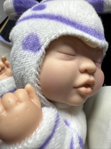 Anne Geddes Lot of 3 Vintage BUTTERFLY Sleeping Babies Purple, Blue & Yellow 9” - Picture 5 of 6