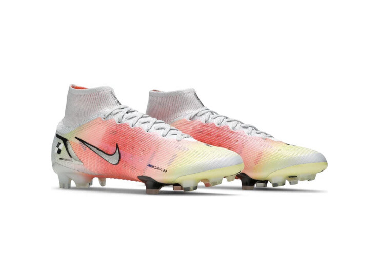 Size 7 - Nike Mercurial Dream Speed Superfly 8 Elite FG