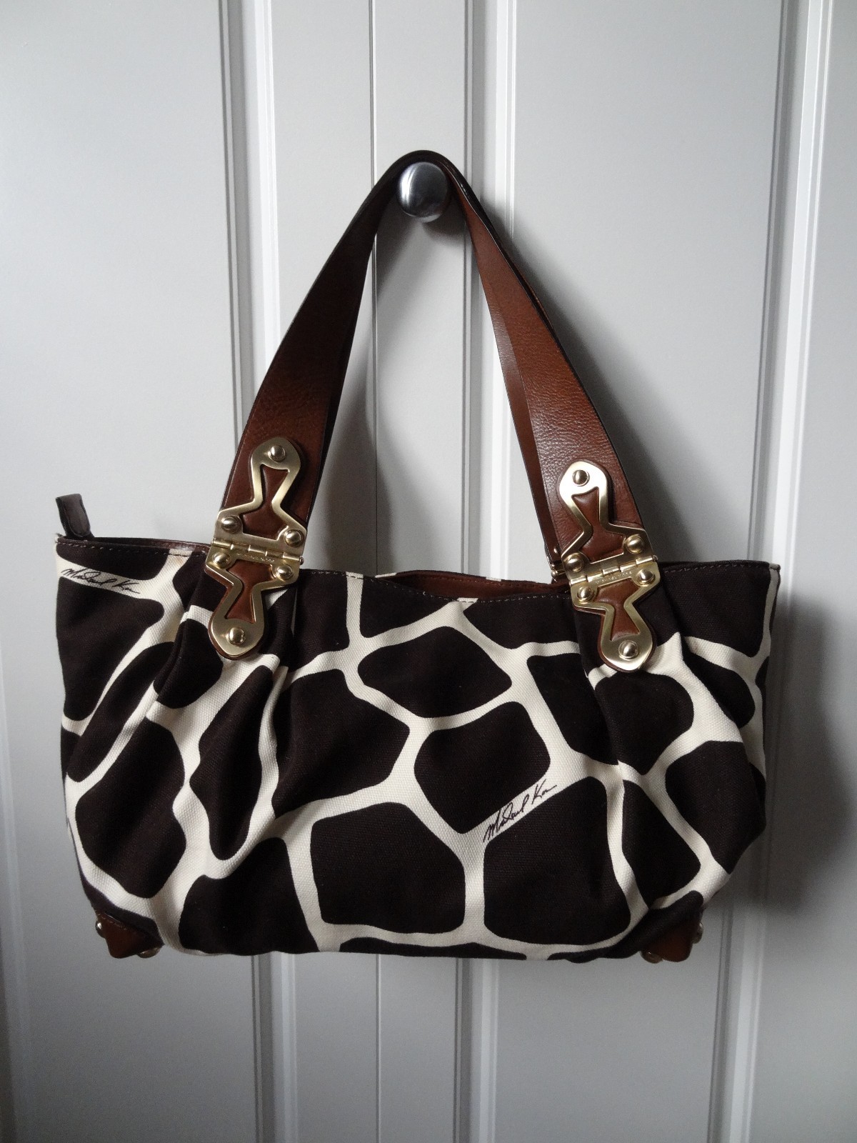 michael kors giraffe purse