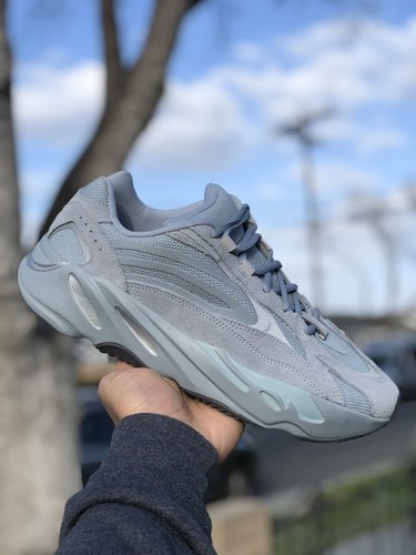 ebay yeezy boost 700