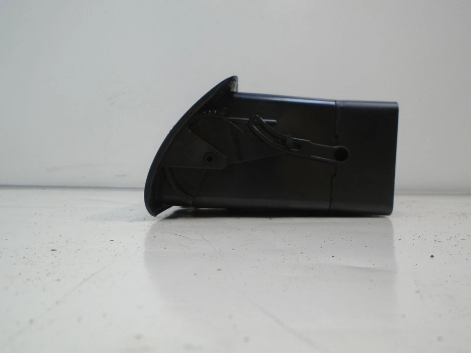 2003 MERCEDES-BENZ ML320 Air VENT A1688300054 原始设备制造商 YD91239 — 第 4/4 张图片