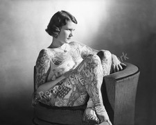 Vintage 1930s Tattooed Woman Sitting Betty Broadbent Black And White 4x6 Pictur