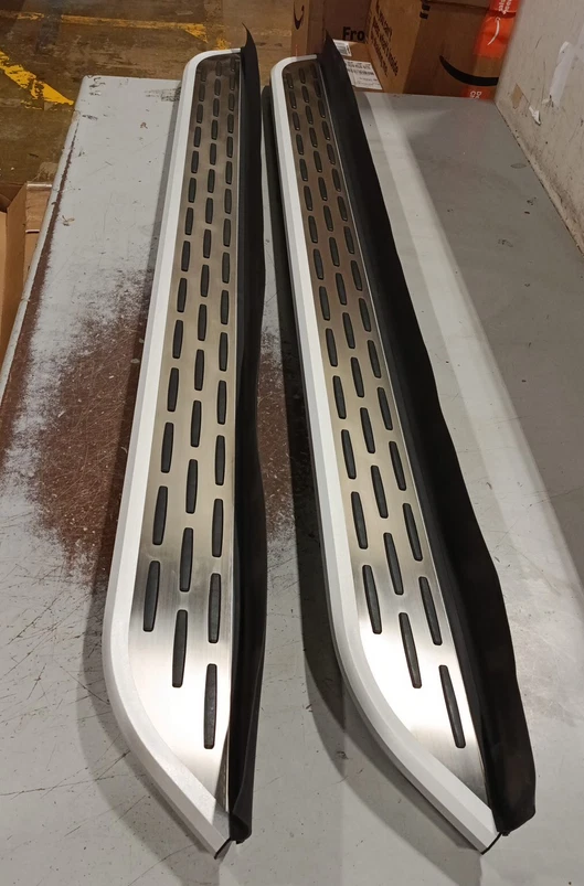US STOCK Running Boards Side Steps for Corolla Cross 2022-2026 - Image 2 of 3