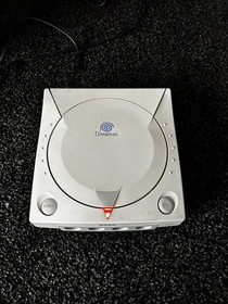 SEGA Dreamcast Console with 6 Games - Power Tested Only