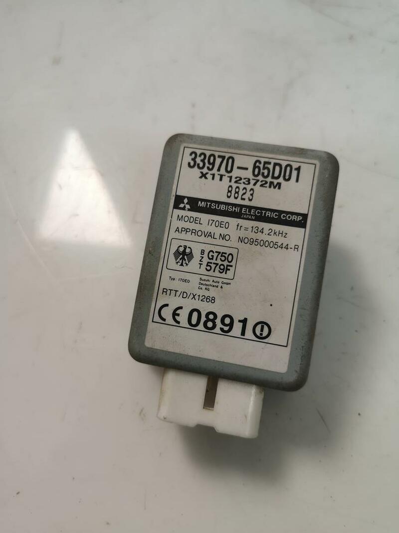 Suzuki Grand VITARA Mk2 Control Unit 33970-65d01 / X1t12372m for 