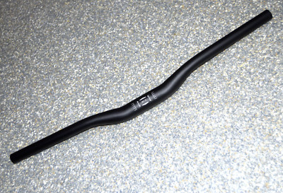 Aluminium  Rizer  Lenker schwarzmatt 31,8mm 610mm