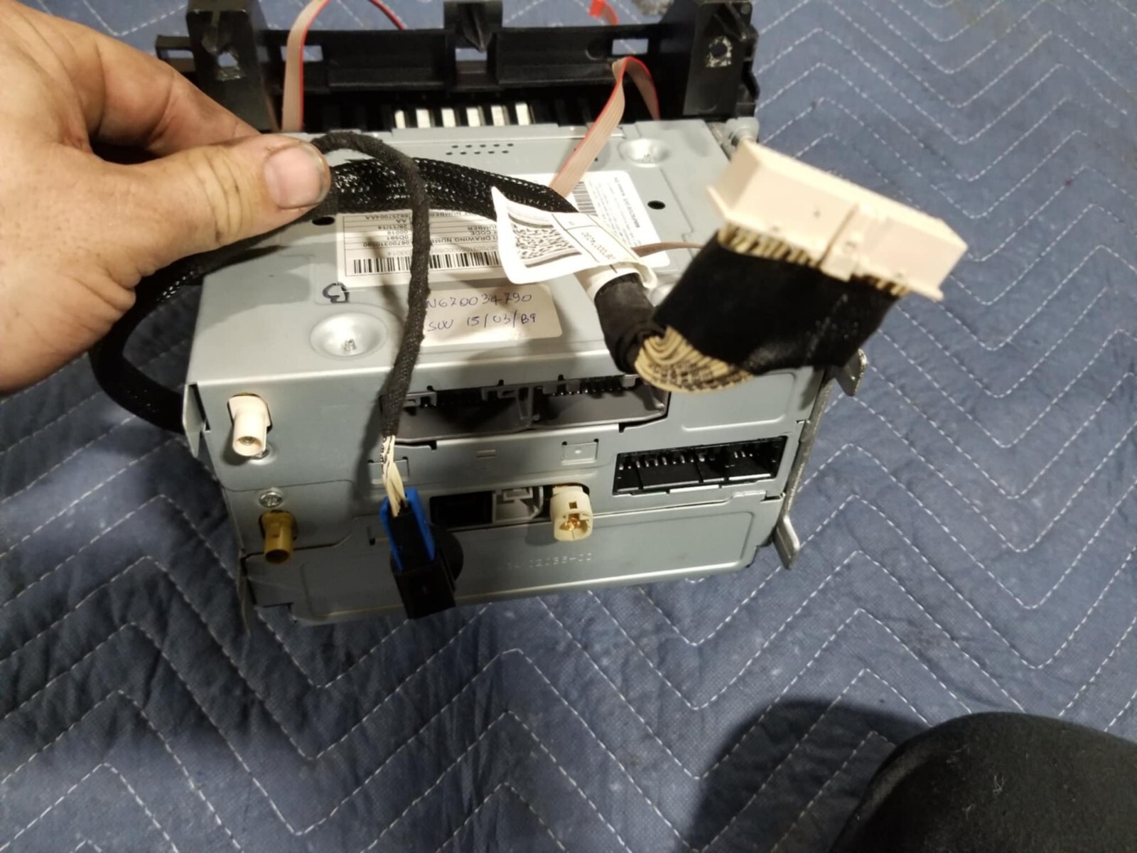 2014-2019 MASERATI GHIBLI Q4 M157 OEM AM/FM CD PLAYER RADIO HEAD UNIT RECEIVER