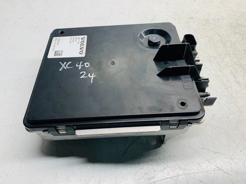 VOLVO XC40 POWER INVERTER CONTROL MODULE 2024 B3 PLUS MILD HYBRID 32371432 - Picture 7 of 16