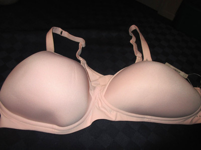 NWT REVEAL #B30310 BRA WIRELESS COLOR: BARELY THERE SIZE 44C