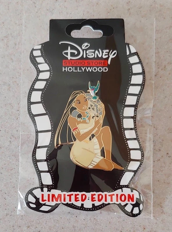 Disney Pin DSSH Pocahontas Meeko & Flit Film Stack LE500