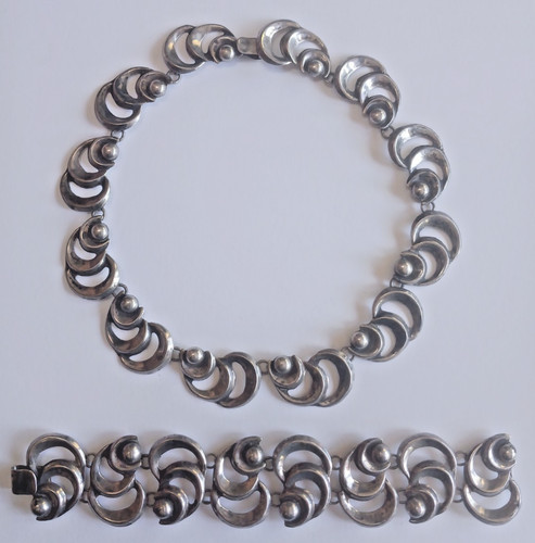 GREAT DESIGN VINTAGE JSE TAXCO MEXICO STERLING SILVER NECKLACE AND BRACELET SET