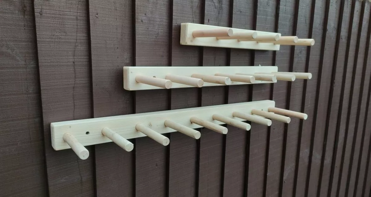 Wall mounted welly clearance rack