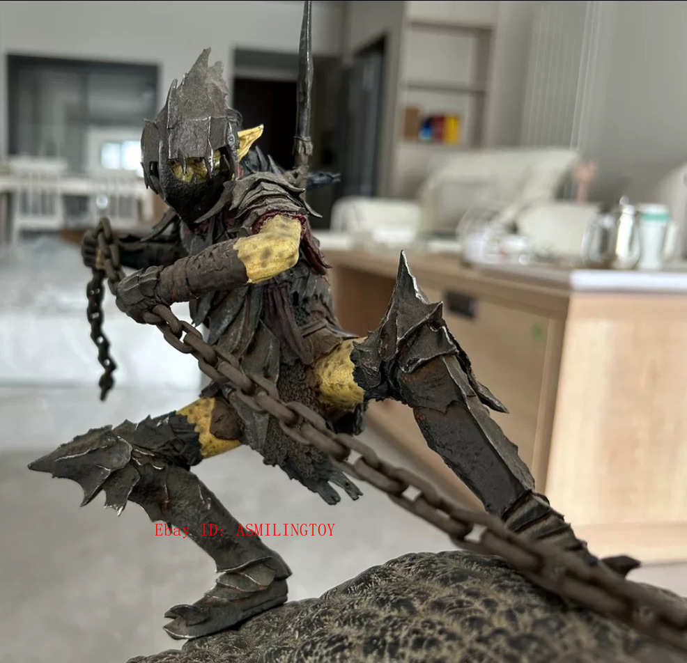 Weta Collectibles The Lord of the Rings Cave Troll of Moria Statue