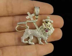 Authentic Jungle Lion Cross 2Ct Round Cut Natural Moissanite Pendant Yellow Gold Plated