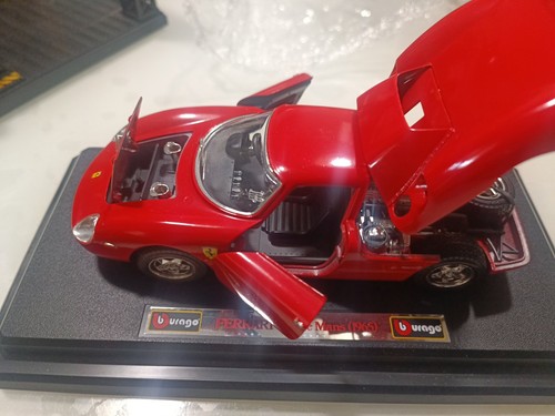 BURAGO FERRARI 250 LE MANS 1965 COD.0506 SCALA 1/24 - Foto 14 di 17