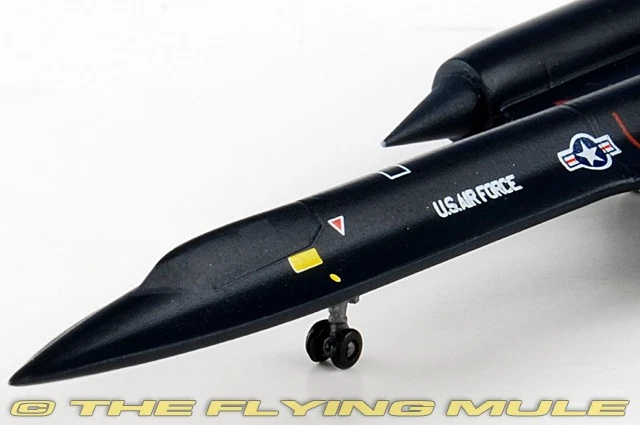 Dragon Models 1:400 SR-71A Blackbird USAF 9th SRW Rosemary's Baby-San - Image 3 of 4