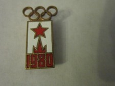 Insigne épinglette OFFRE OLYMPIQUE DE MOSCOU 1980 