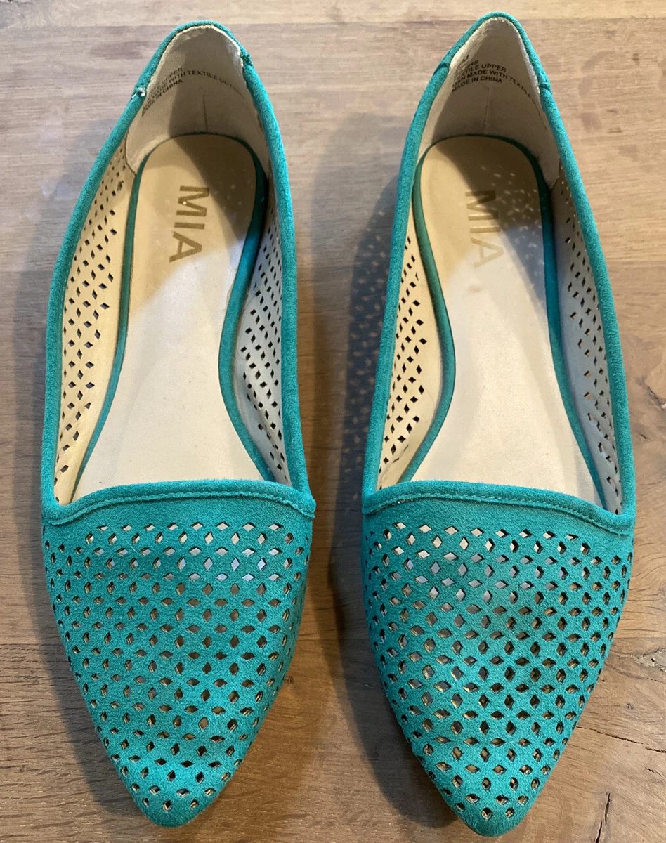 Mia laser sales cut flats
