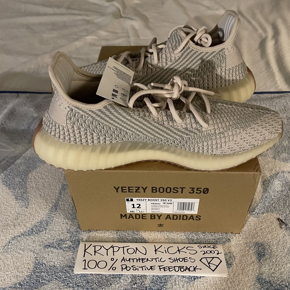 ADIDAS YEEZY BOOST 350 V2  display picture 1