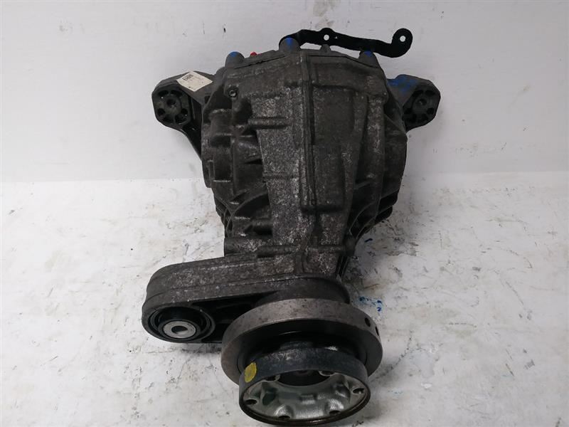 2017 2018 2019 2020 Maserati Levante rear differential carrier gear assembly 55K