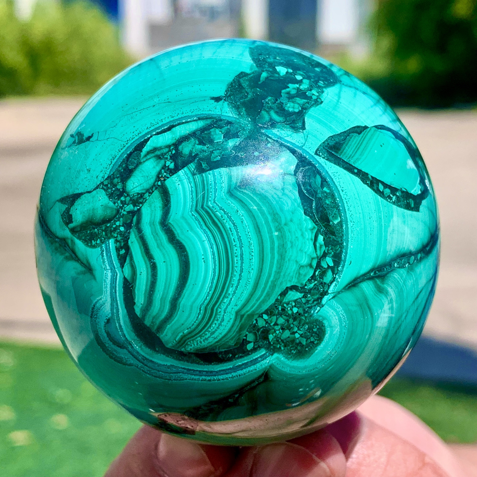 487G Natural glossy Malachite ball transparent cluster rough mineral sample