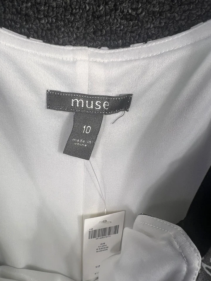 Muse Fly Away Sheat 迷你连衣裙女式 10 码黑色白色无袖 Y2K 全新 — 第 3/4 张图片