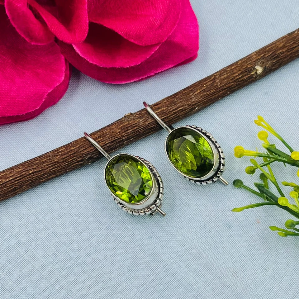 925 Sterling Silver Rose Cut Green Peridot Gemstone Jewelry Dangle Drop Earring - Image 3 of 3