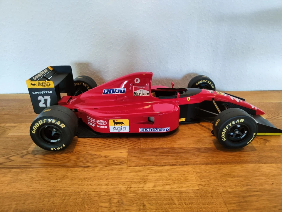 Ferrari F643 Rosso WRX Im Maßstab 1/8. Perfekter Zustand. A.Prost. - Bild 3 von 4