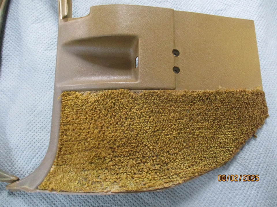 1971-1973 Buick Riviera передний водитель и пассажир стороне откидные панели (коричневый) - Изображение 2 из 4