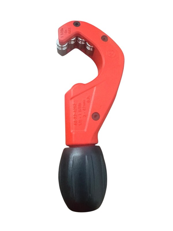 Milwaukee Pipe Cutter 1/8"–1‑5/8" (3–42 mm) – Tubing/Pipe Cutter