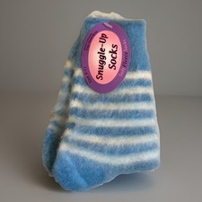 Womens Fuzzy Snuggle-Up Socks Fleece Blue White Striped Acrylic Blend Crew 9-11