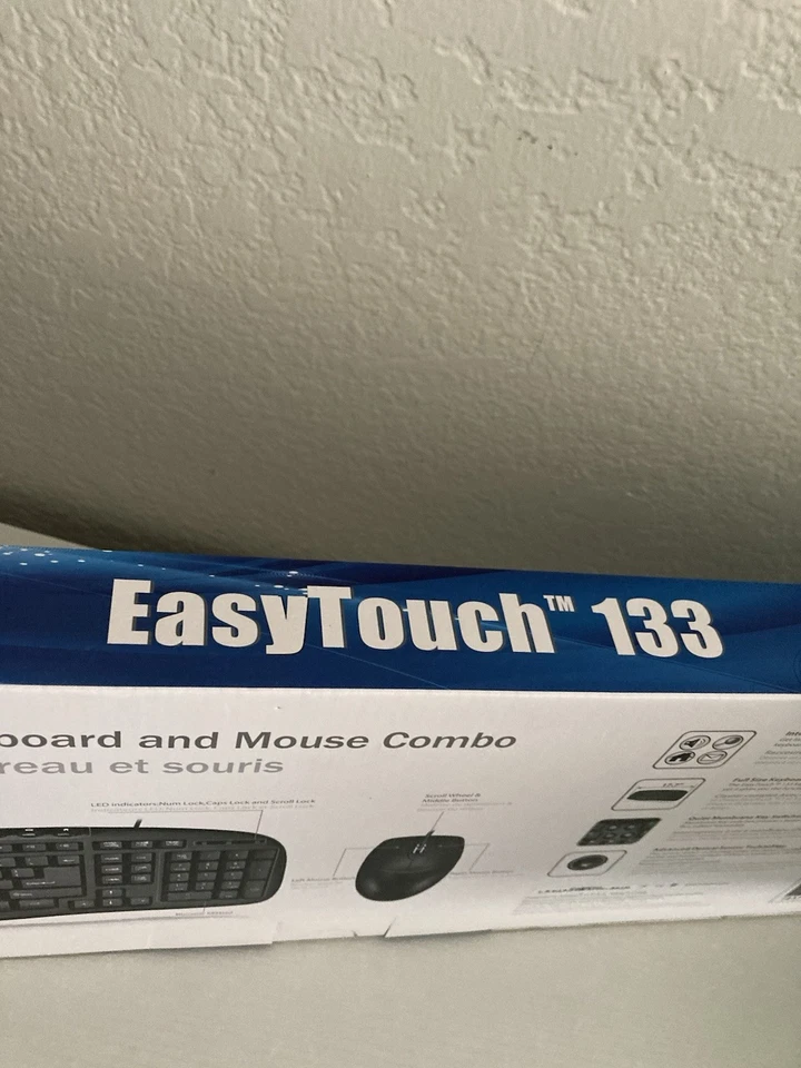 Adesso Wired Desktop Keyboard & Mouse Combo Easy Touch 133 *SIB - Image 4 of 4