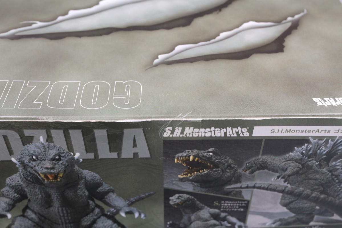 Bandai Tamashii Nations Godzilla (2001) - Godzilla S.H. 