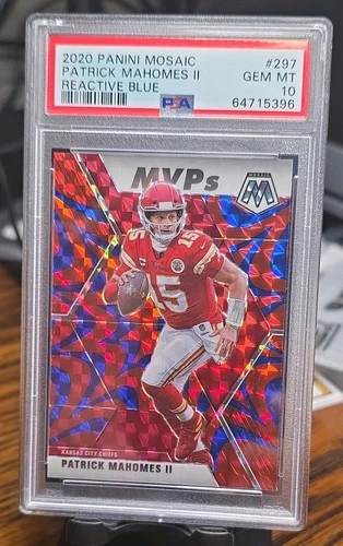 2020 Panini Mosaic Patrick Mahomes II MVPs Reactive Blue #297 PSA 10 Chiefs NFL