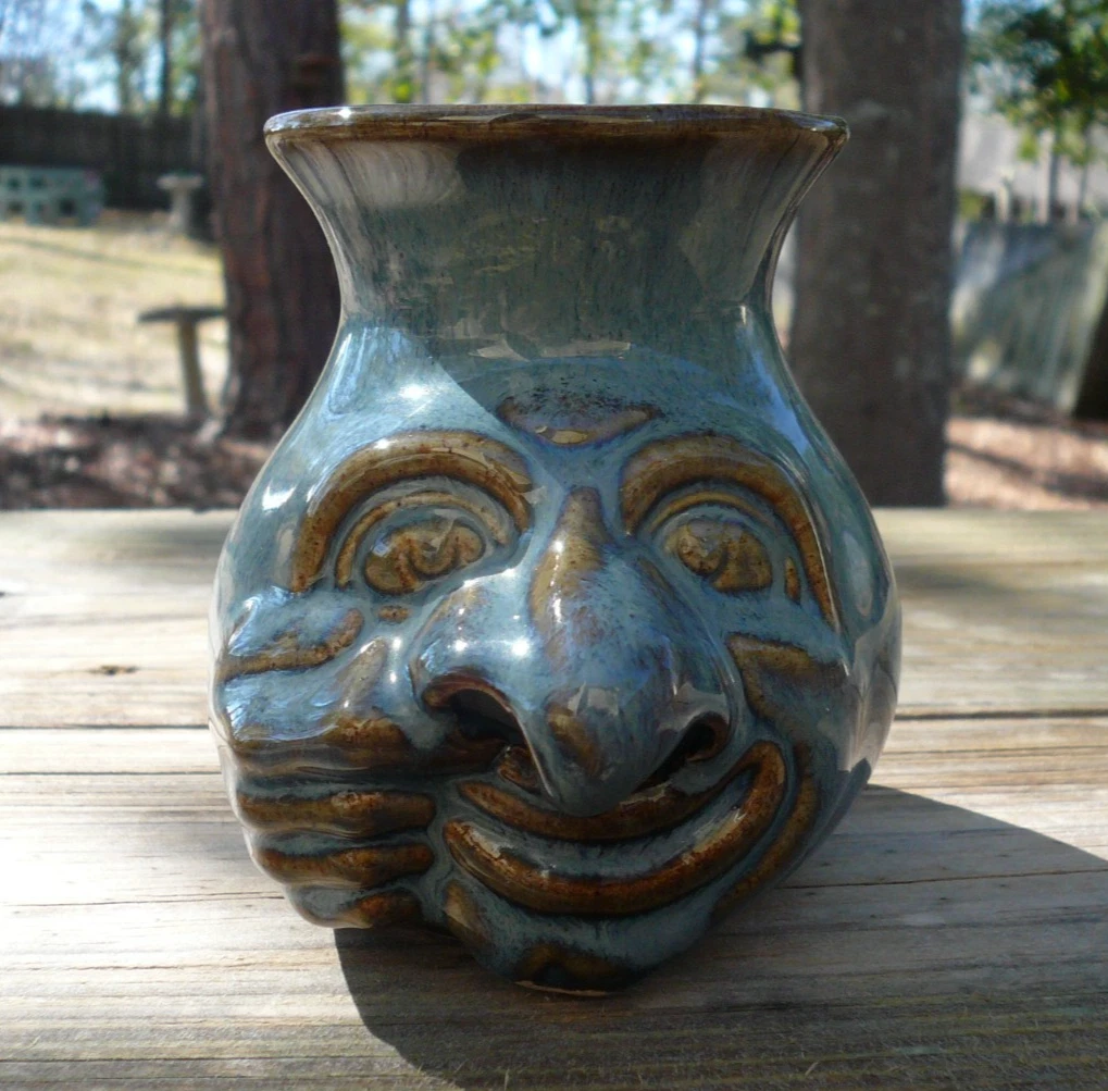 Aaargh Designs Pottery Runny Nose Egg Separator Boogerboy Boris Blue & Brown
Opens in a new window o